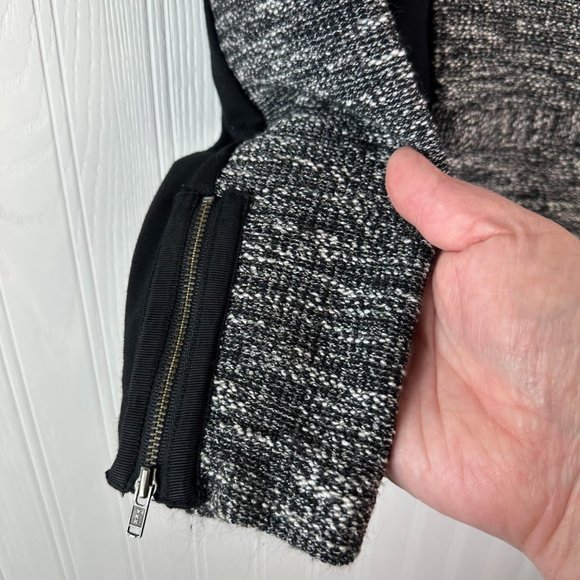 Eileen Fisher Black and Gray Zip up sweater size XS Cotton Blend - Picture 2 of 7